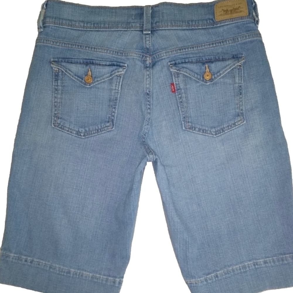 LEVI'S 515 BLUE JEAN SHORTS WOMEN'S SIZE 8 *NEW